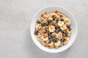 Porridge mit Superfoods aufwerten